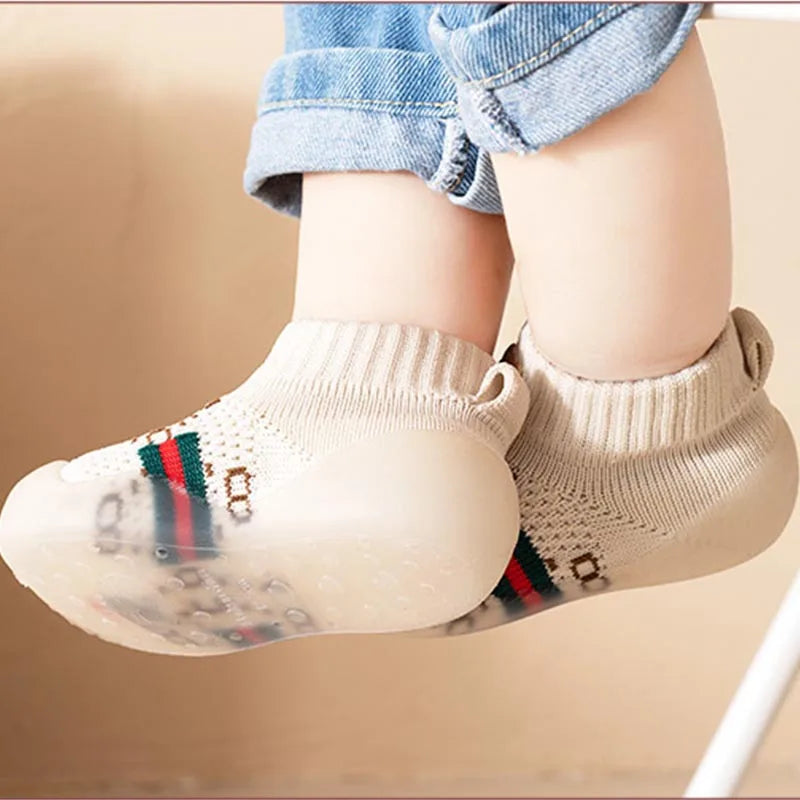 Spring Popular New Baby Shoes Mesh Knit Breathable Kid Girls Boys 0-3T Summer Slip-On Casual Sneakers Toddler Non-Skid Prewalker