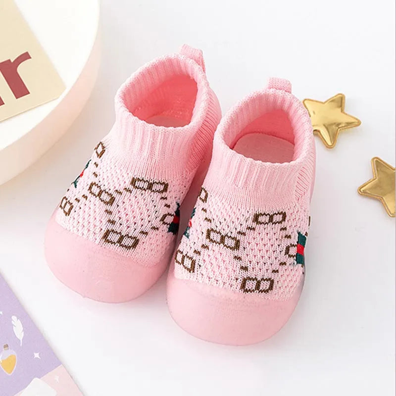 Spring Popular New Baby Shoes Mesh Knit Breathable Kid Girls Boys 0-3T Summer Slip-On Casual Sneakers Toddler Non-Skid Prewalker