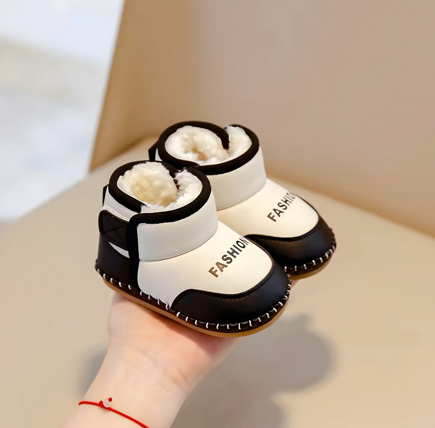 Infant Winter Boots – Thick Plush Soft Sole Baby Shoes (0–12 Months)